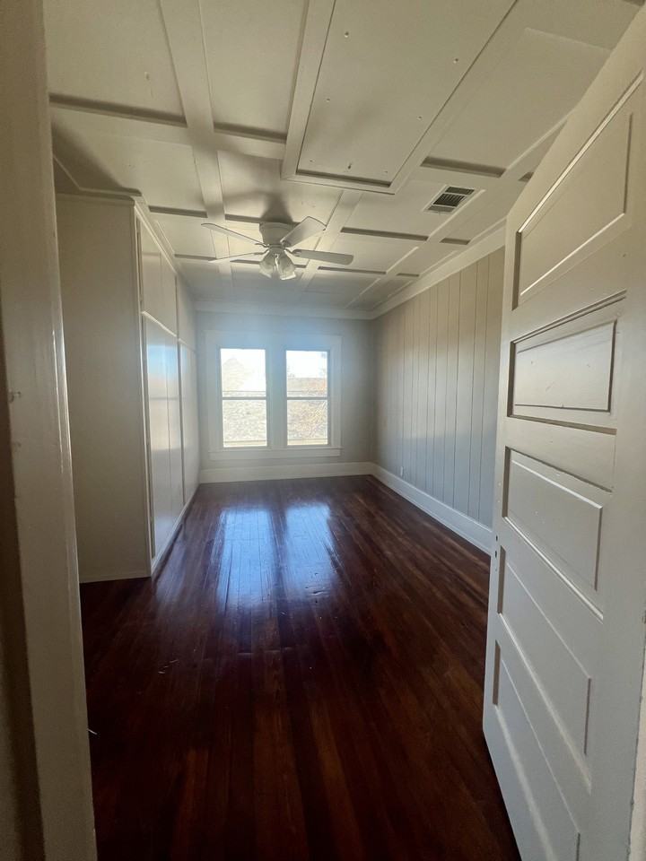 2115 Johnson St #NA - Photo 7 of 18