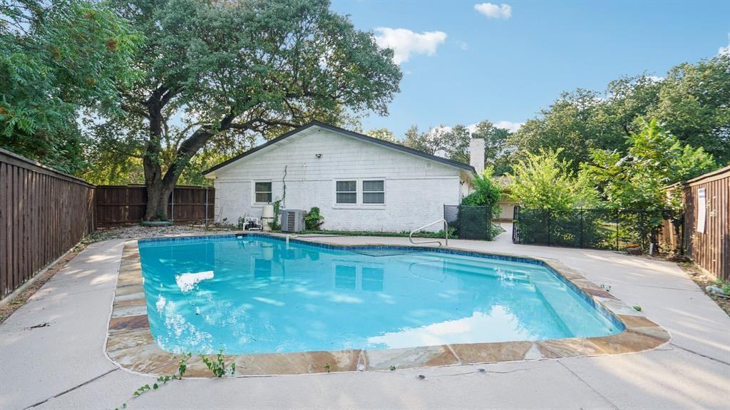 3855 Crest Cove Cir #NA - Photo 4 of 40