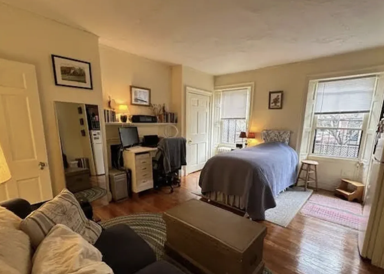 90 Myrtle St #4 - Photo 4 of 5