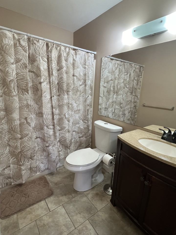 21 Cheshire Dr #21 - Photo 6 of 13