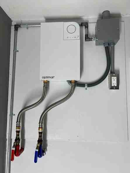 740 23rd St Sw #NA - Photo 6 of 27