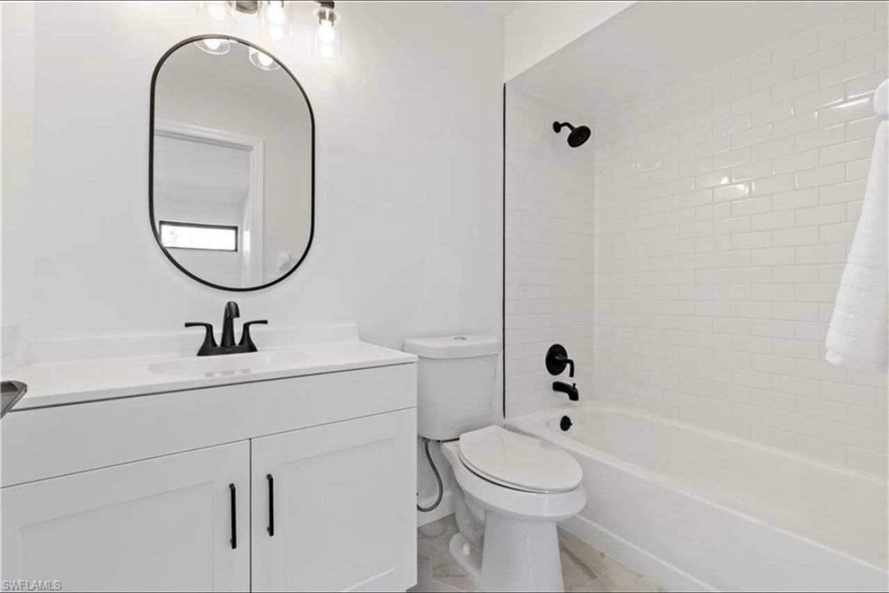 6213 Timberwood Cir #NA - Photo 3 of 8