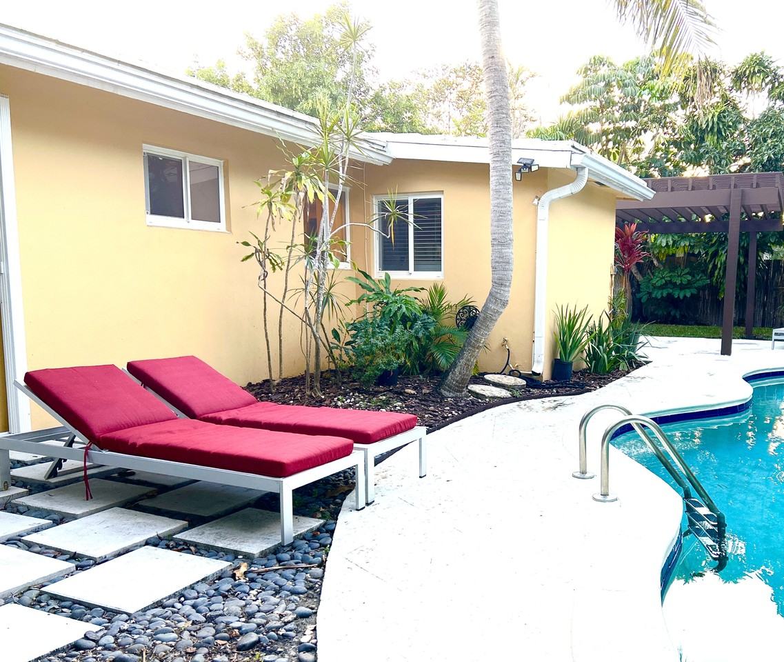 2169 Imperial Point Dr #NA - Photo 4 of 30