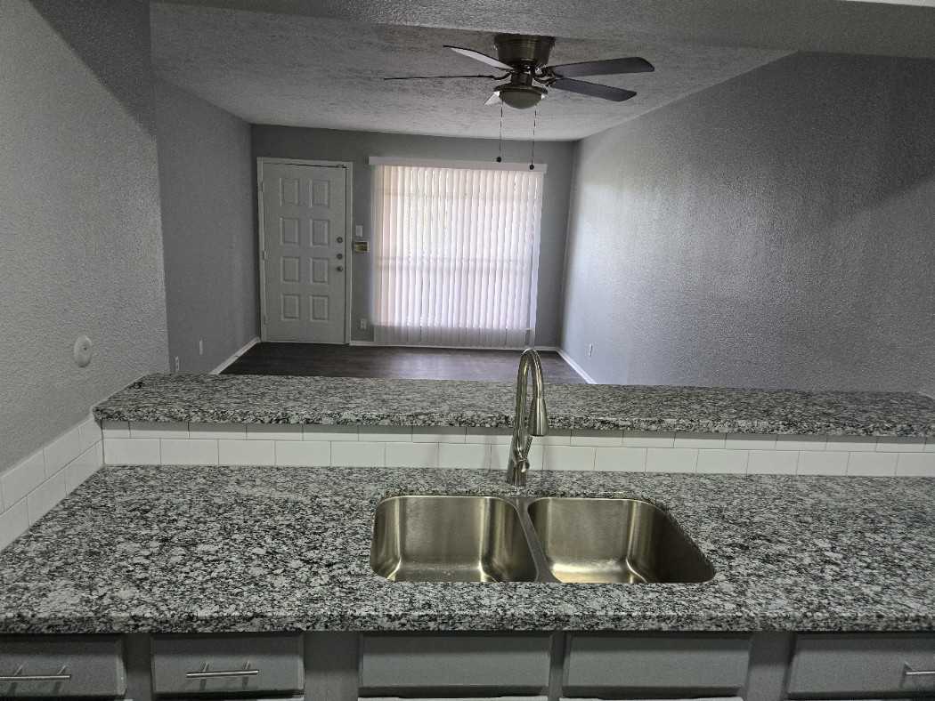 7313 Gulf Fwy #109 - Photo 2 of 15