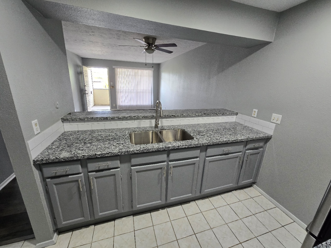 7313 Gulf Fwy #109 - Photo 3 of 15