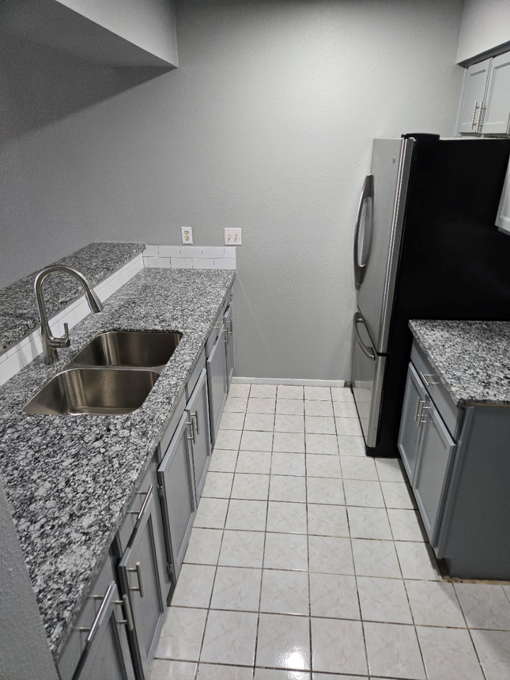 7313 Gulf Fwy #109 - Photo 4 of 15