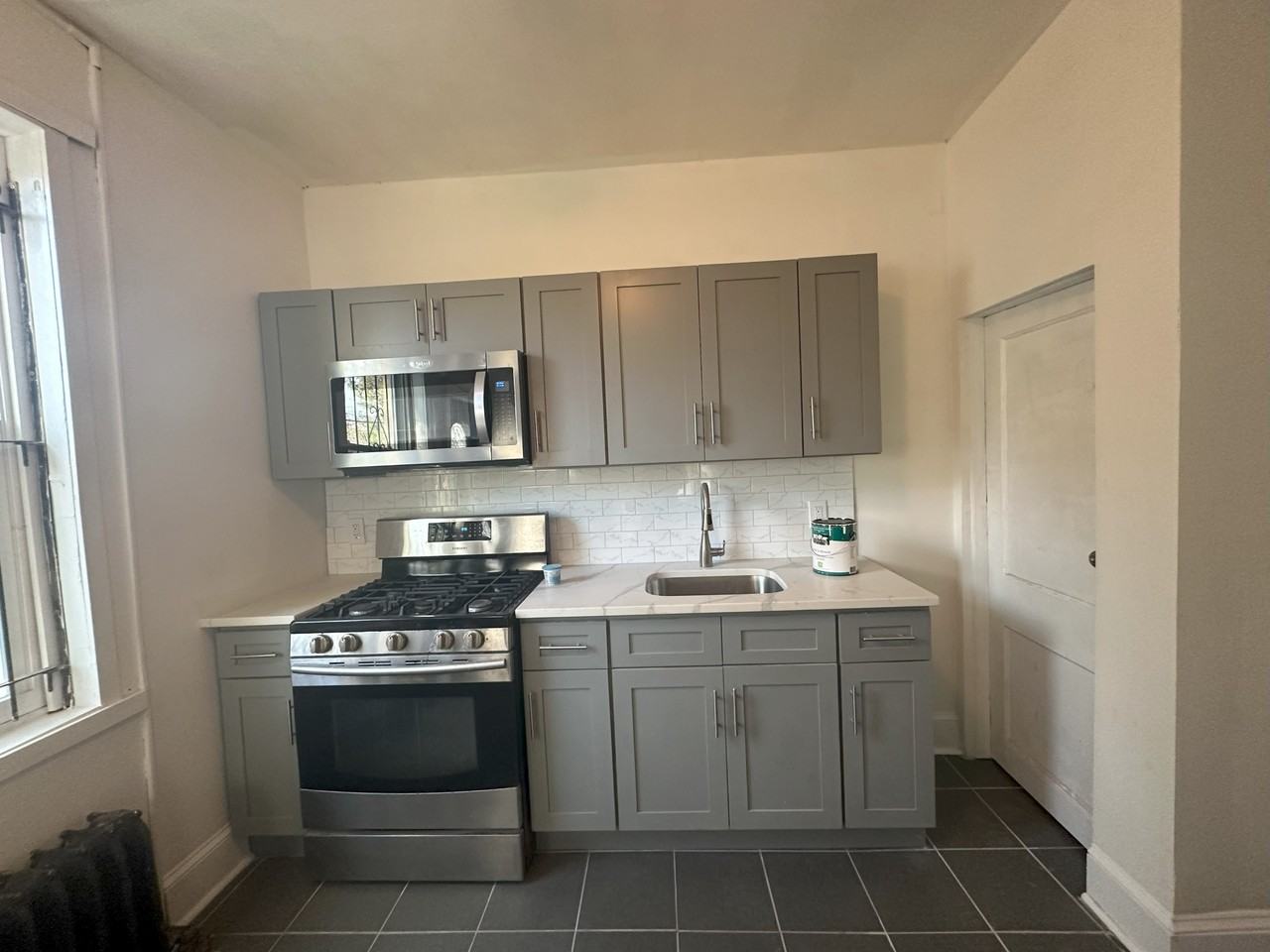 39 S Farragut St #NA - Photo 5 of 12