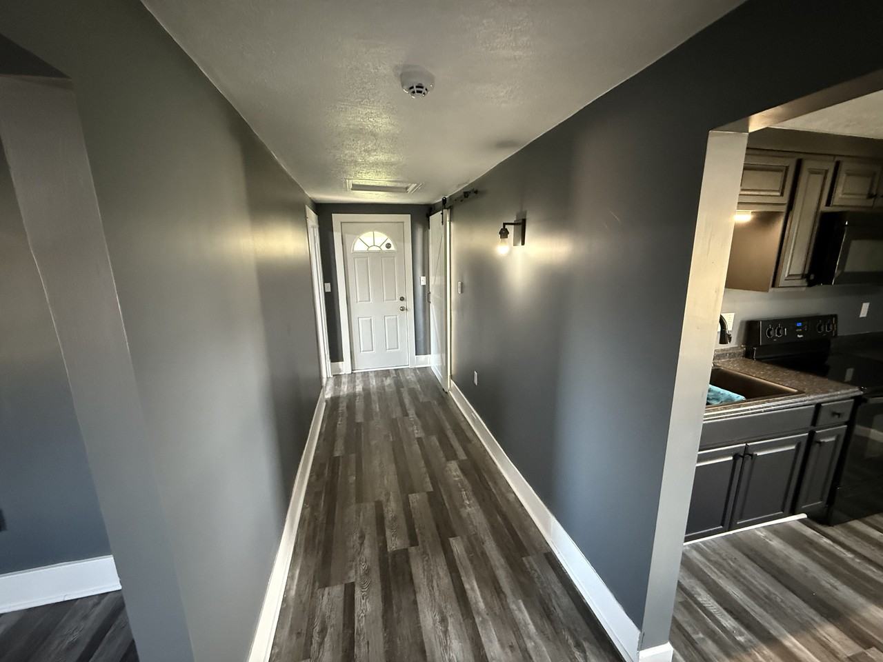 1421 Sheridan Ave #B - Photo 6 of 12