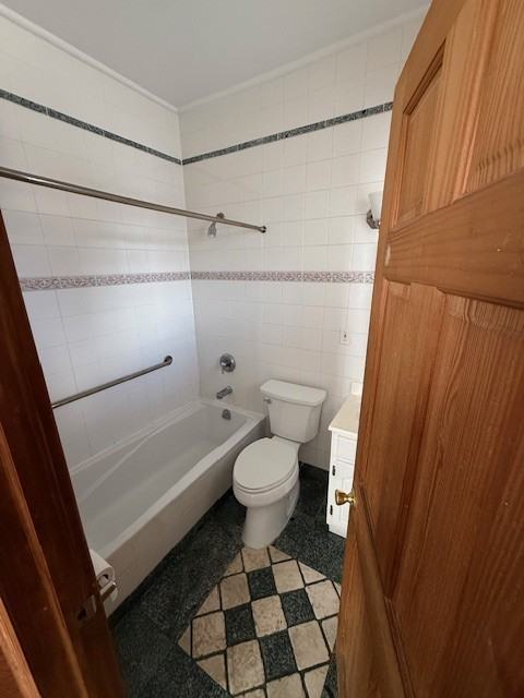 72 Carleton Ave #3 - Photo 6 of 7