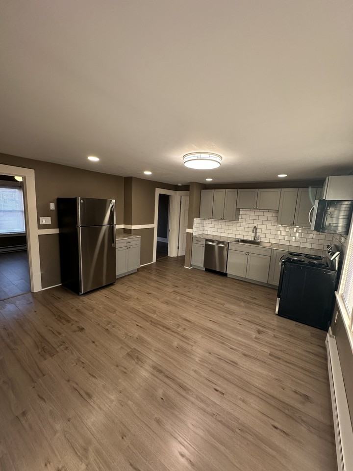 10-16 Stewart Street #16 - Photo 2 of 10