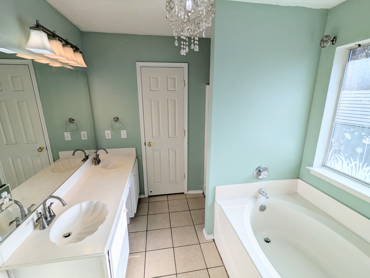 124 S Bending Oak Ln #NA - Photo 3 of 8