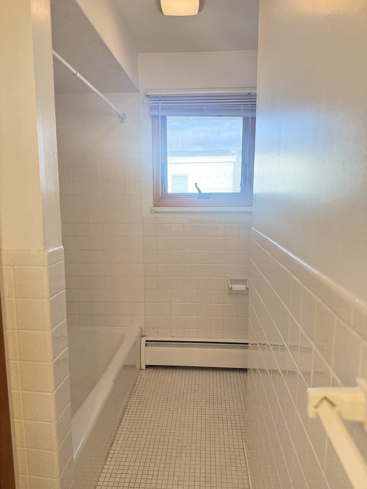 22 Fountain Ave #2 - Photo 6 of 11