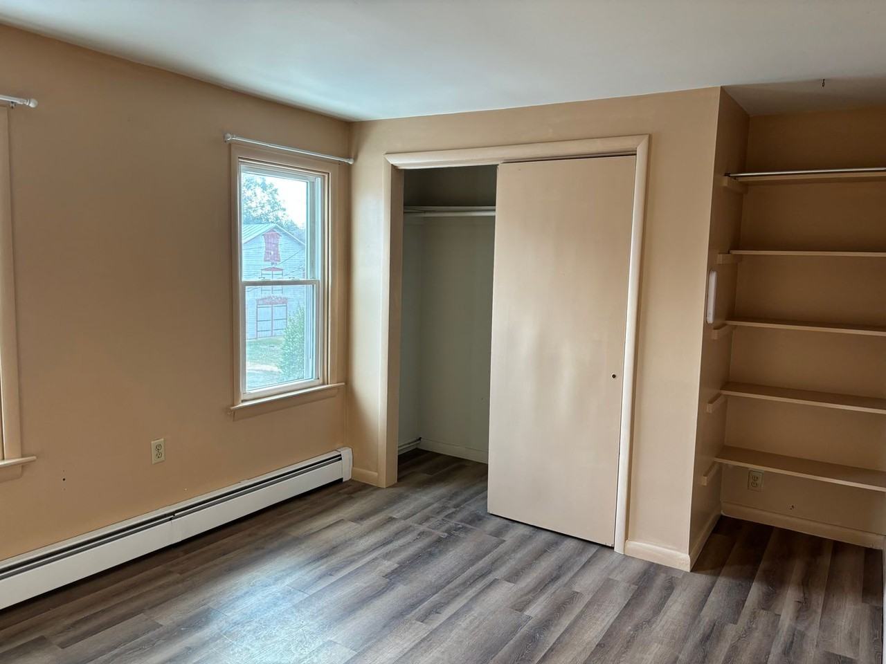 13 Buchanan St - Photo 6 of 10