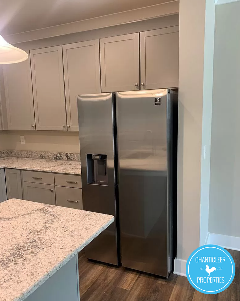 1745 Eastfall St #1 - Photo 3 of 26