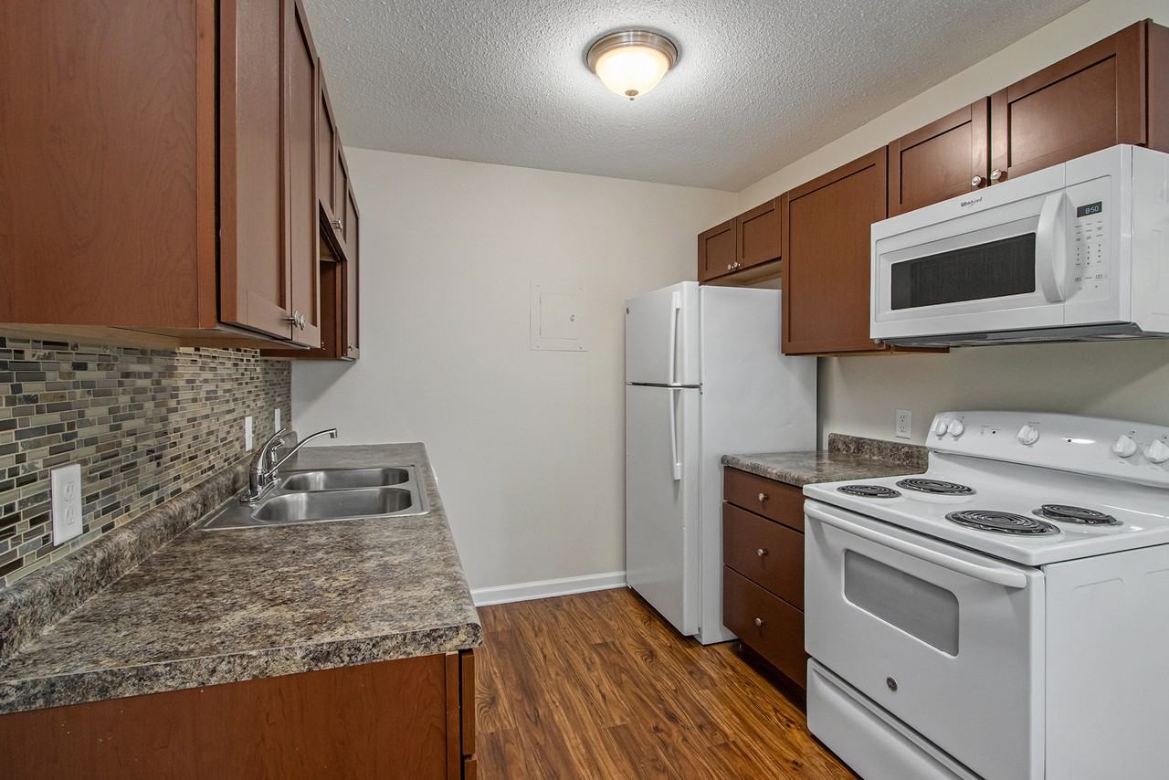 10010 South Westnedge - 3A #10010-3A - Photo 2 of 19