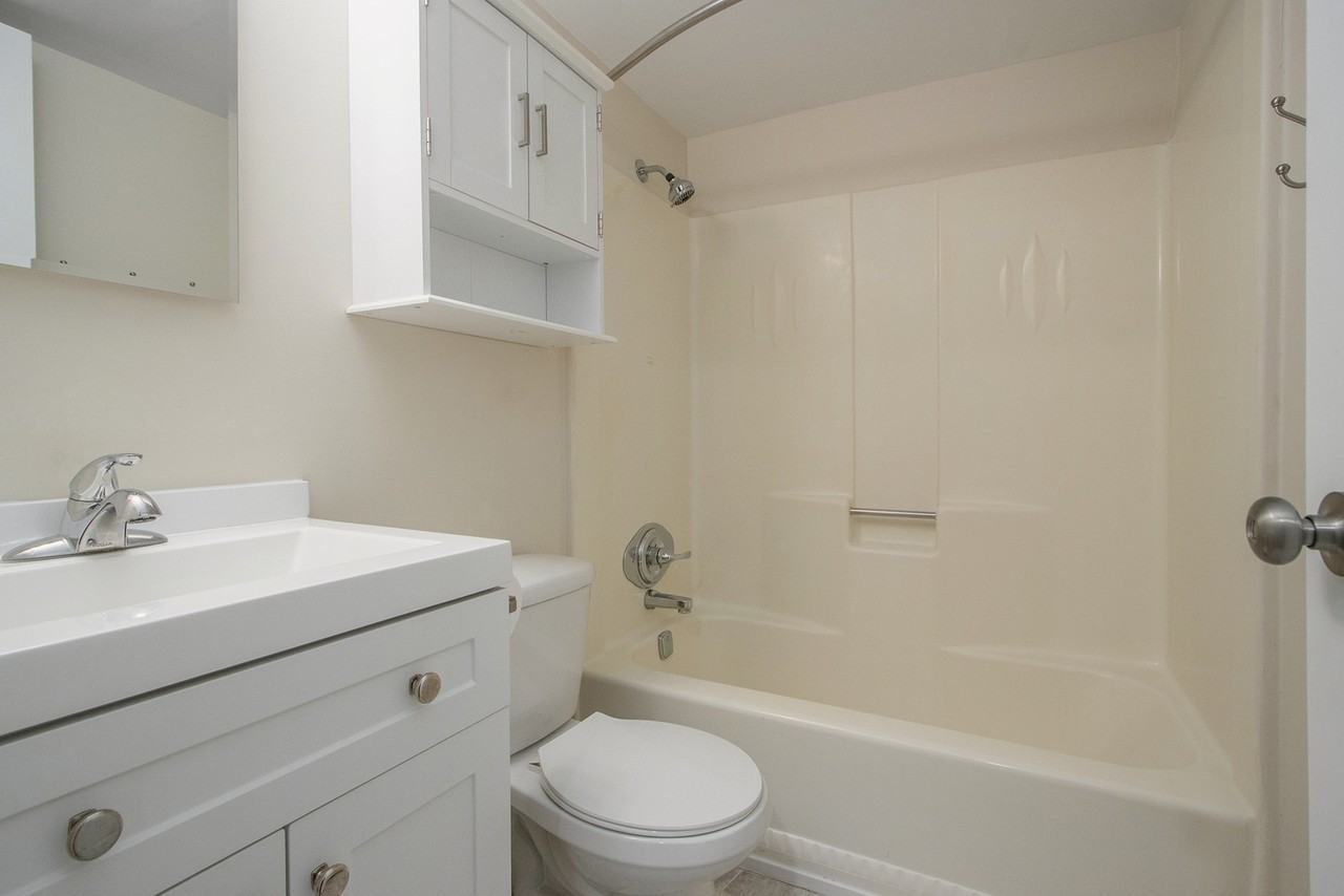 10010 South Westnedge - 3A #10010-3A - Photo 7 of 19