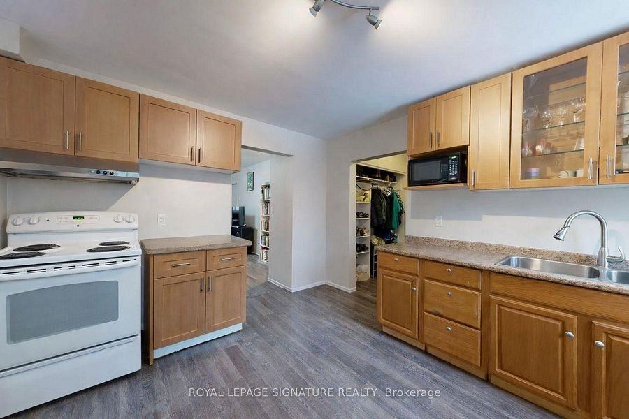 117 Hampton Avenue - Photo 7 of 22