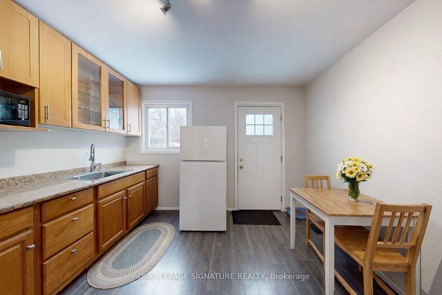 117 Hampton Avenue - Photo 12