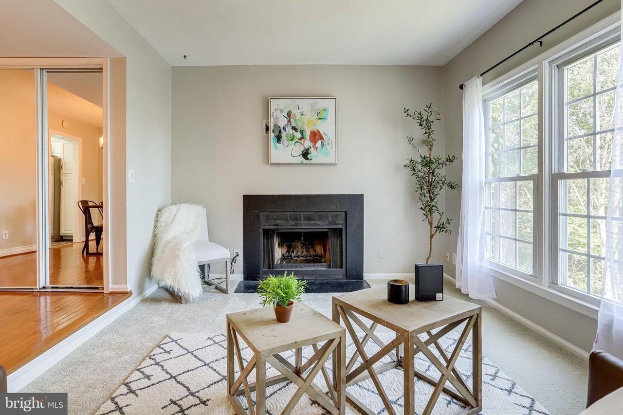 2911 S Woodstock St #A - Photo 3 of 50