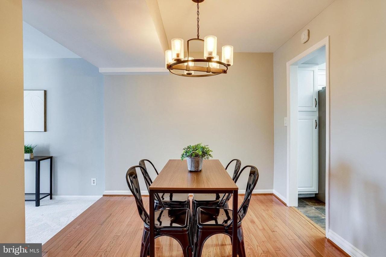 2911 S Woodstock St #A - Photo 6 of 50