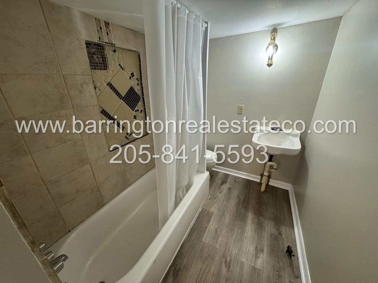 5937 5937 Malcom Avenue - #B - Photo 4 of 5