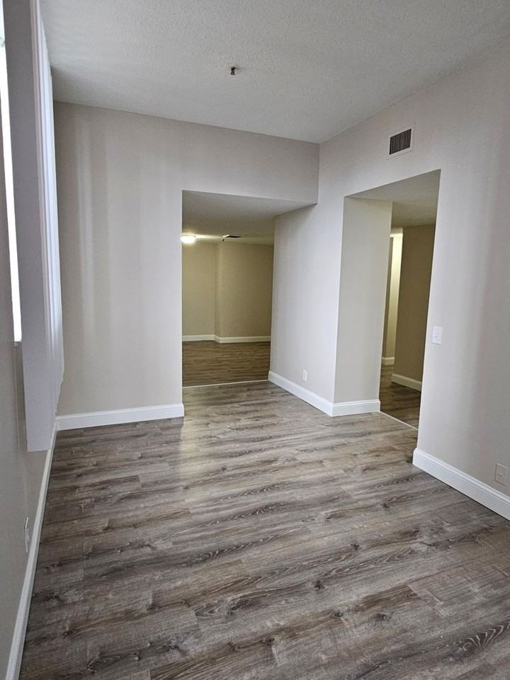 Border City Mills Apartments - Photo 3 of 15