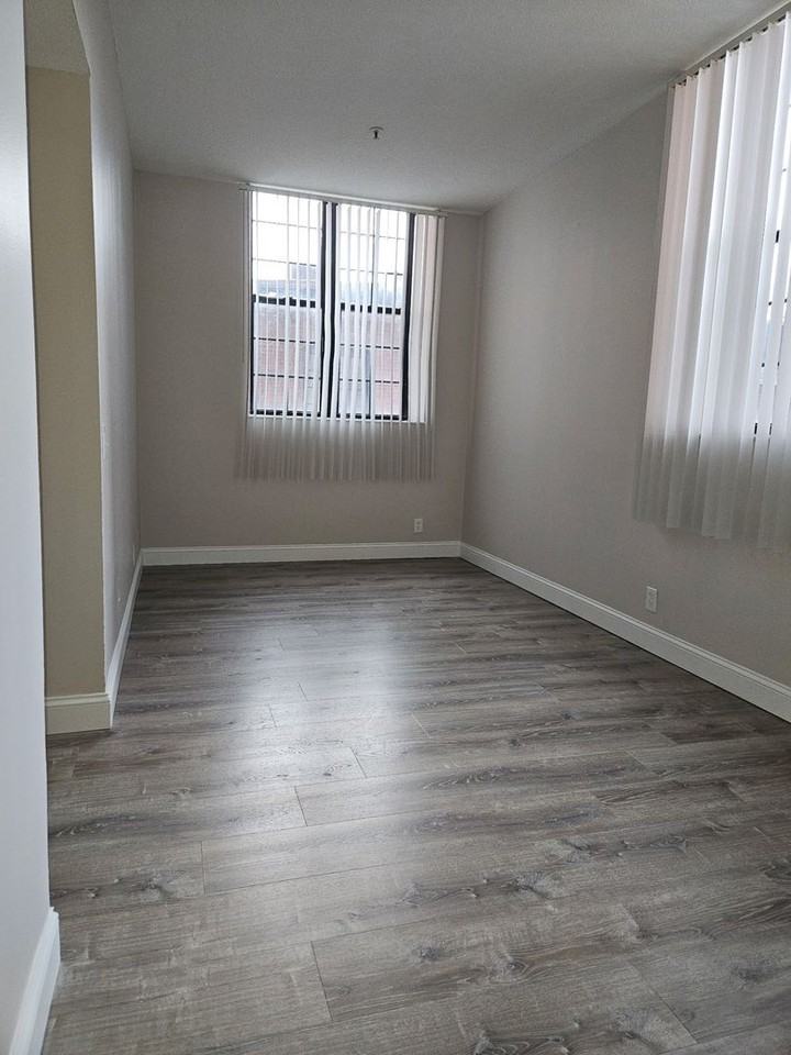 Border City Mills Apartments - Photo 5 of 15