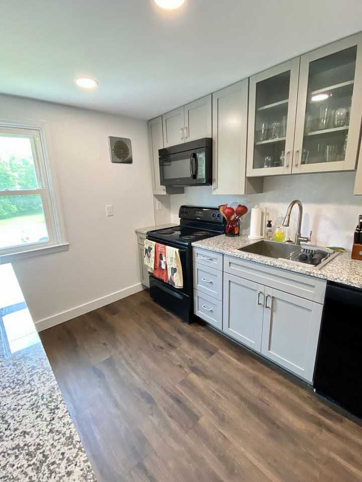 721 S Penn St - Photo 6 of 18