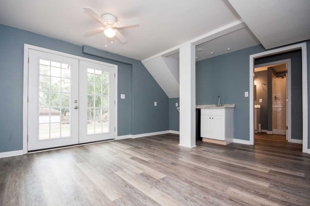 3518 Elkins Ave - Photo 5 of 23