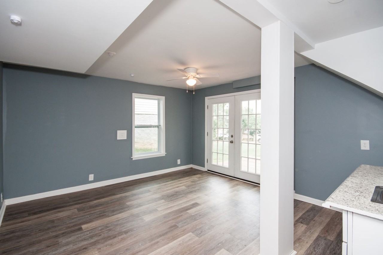 3518 Elkins Ave - Photo 6 of 23