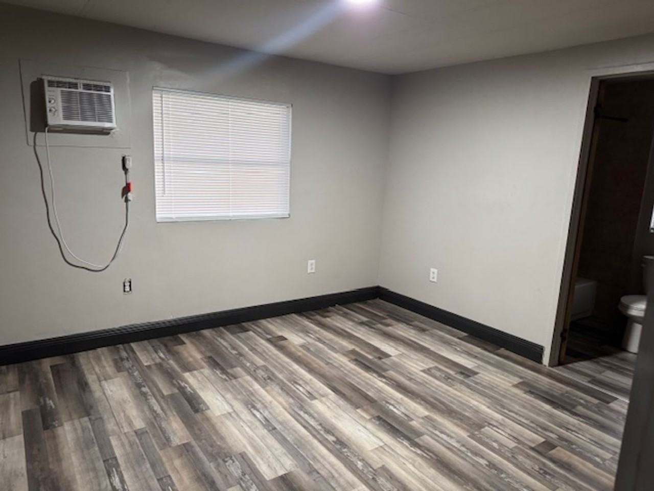 18561 Belvedere Rd - Photo 6 of 16