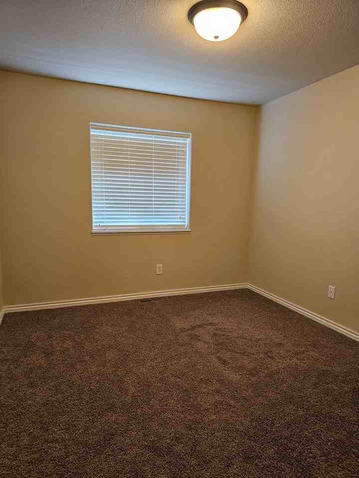 6953 Hitching Post Ln - Photo 7 of 23