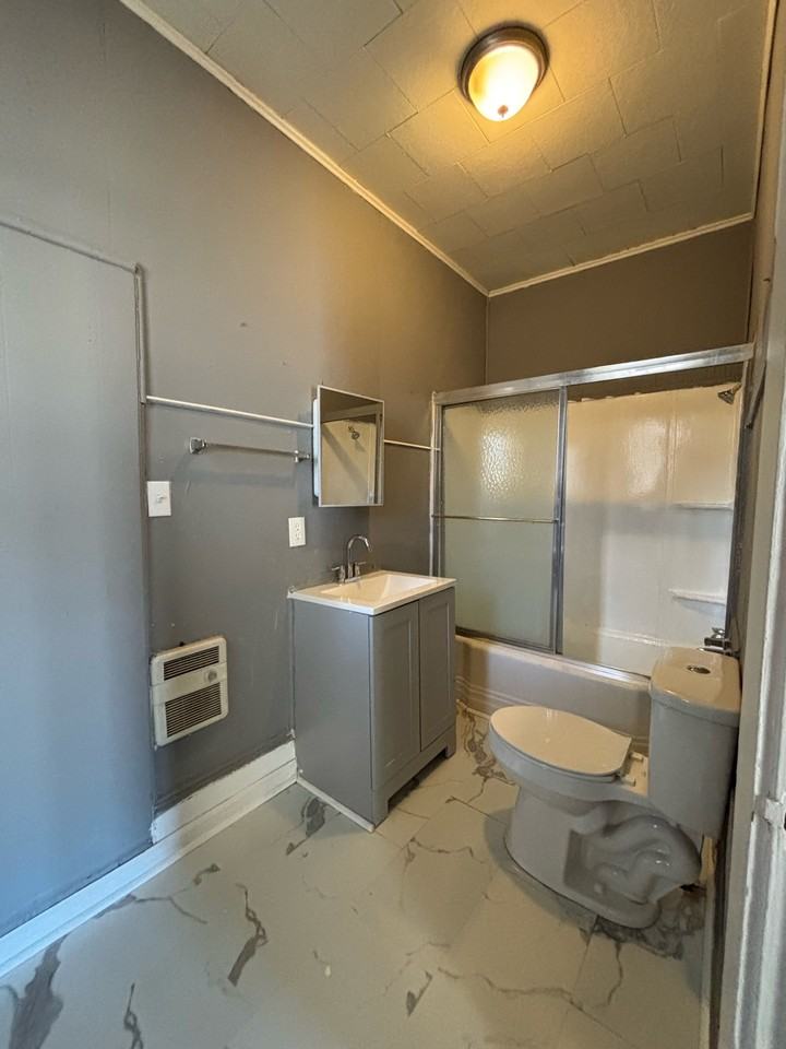 3518 Bullard St #A - Photo 7 of 11