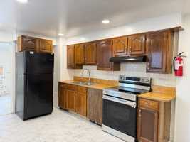 featured image of 28 N 5th St