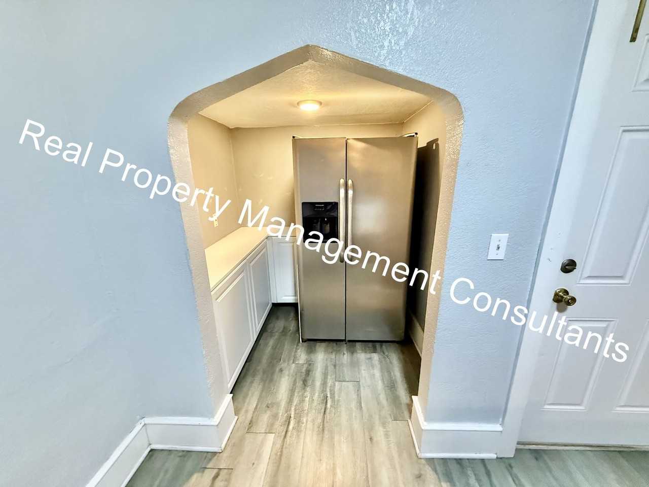 4546 S Benton Ave - Photo 7 of 17