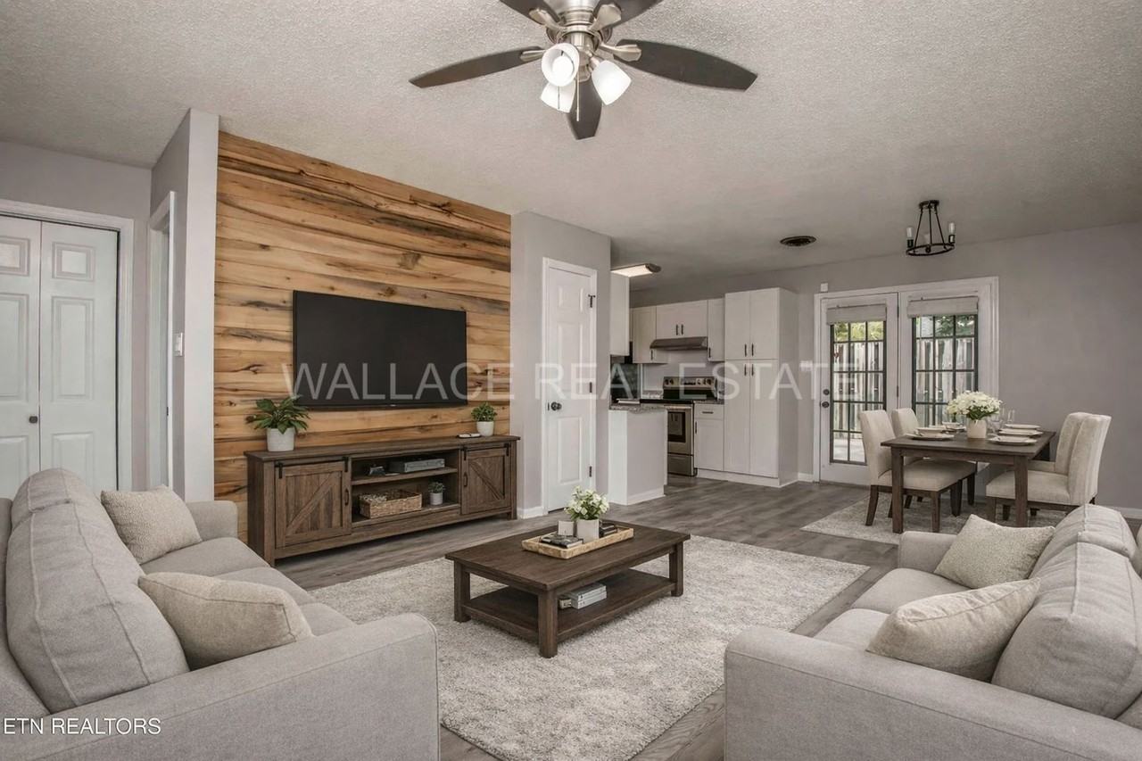 3301 Trace Ct - Photo 3 of 14