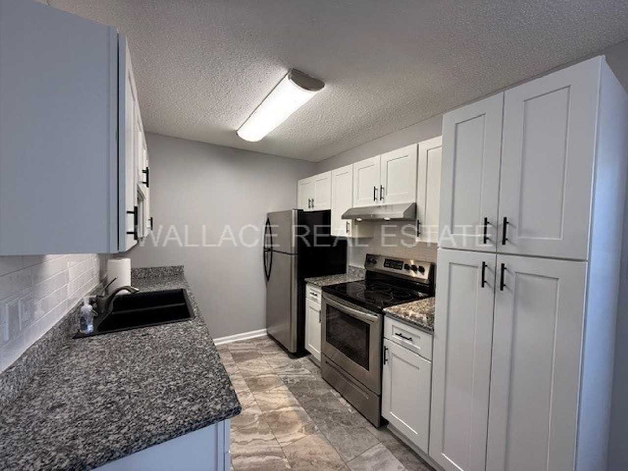 3301 Trace Ct - Photo 6 of 14