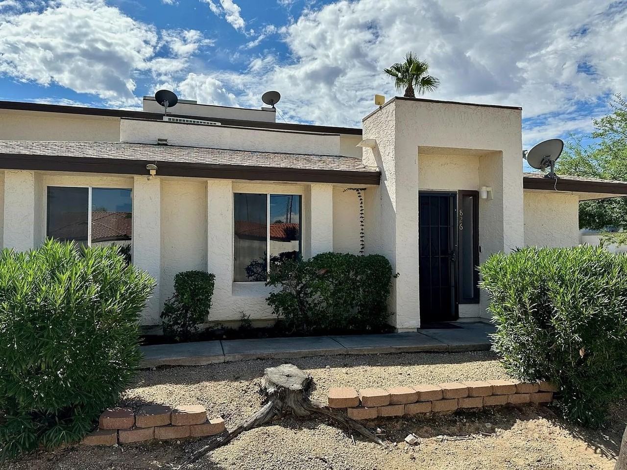 826 E Eugie Ave - Photo 5 of 18