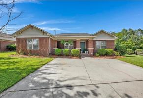 featured image of 1500 Heritage Cir Se