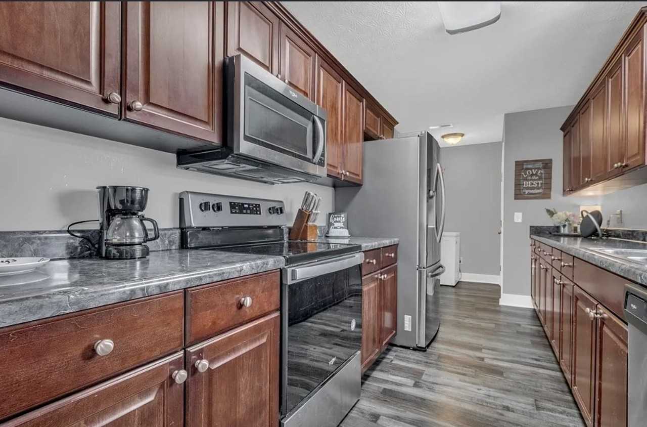 1500 Heritage Cir Se - Photo 4 of 7