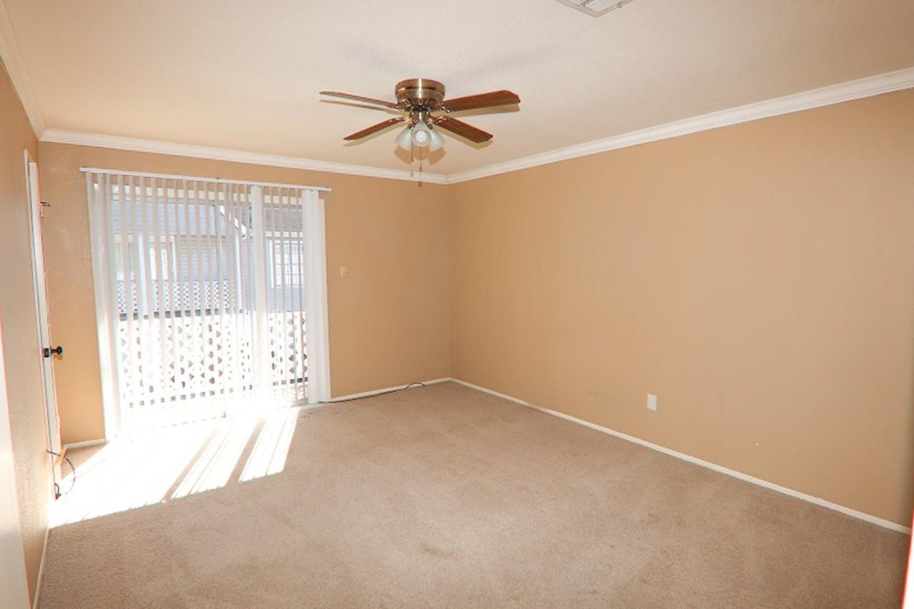 8648 Glen Meadow Ln - Photo 5 of 11