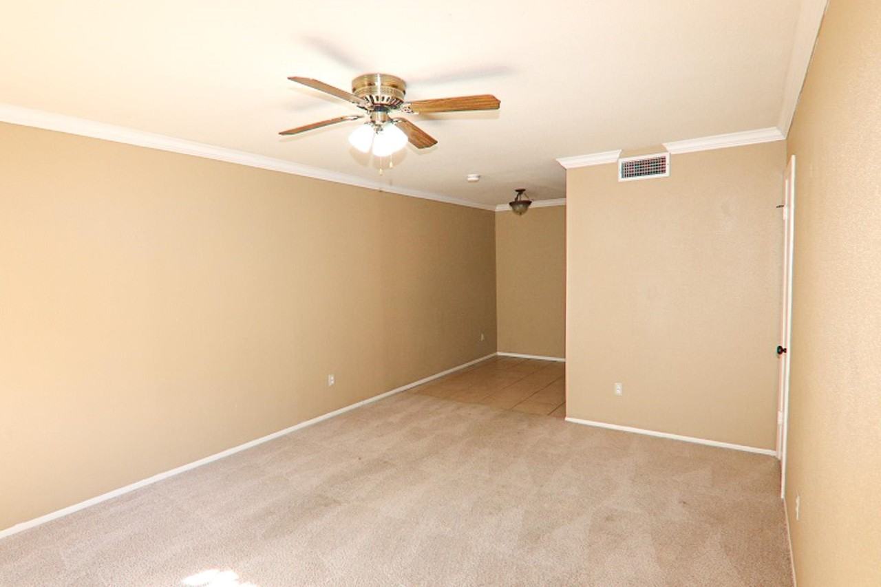 8648 Glen Meadow Ln - Photo 6 of 11