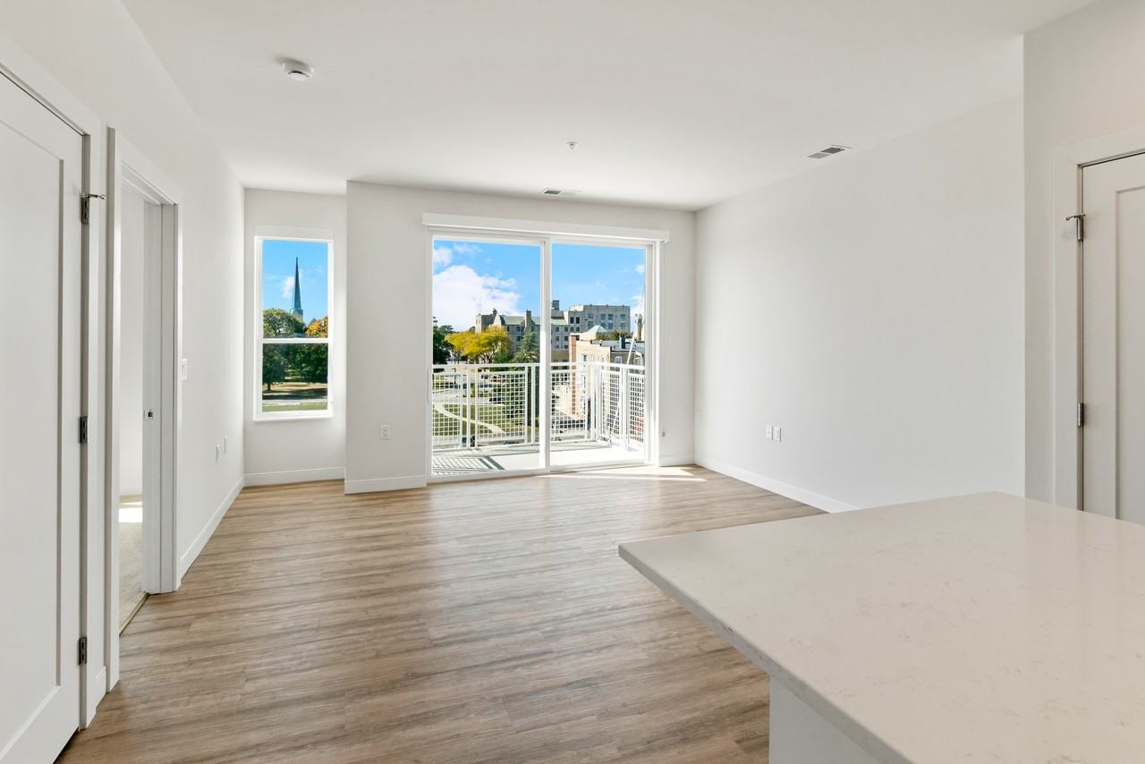 5945 6th Ave #403 - Photo 4 of 33