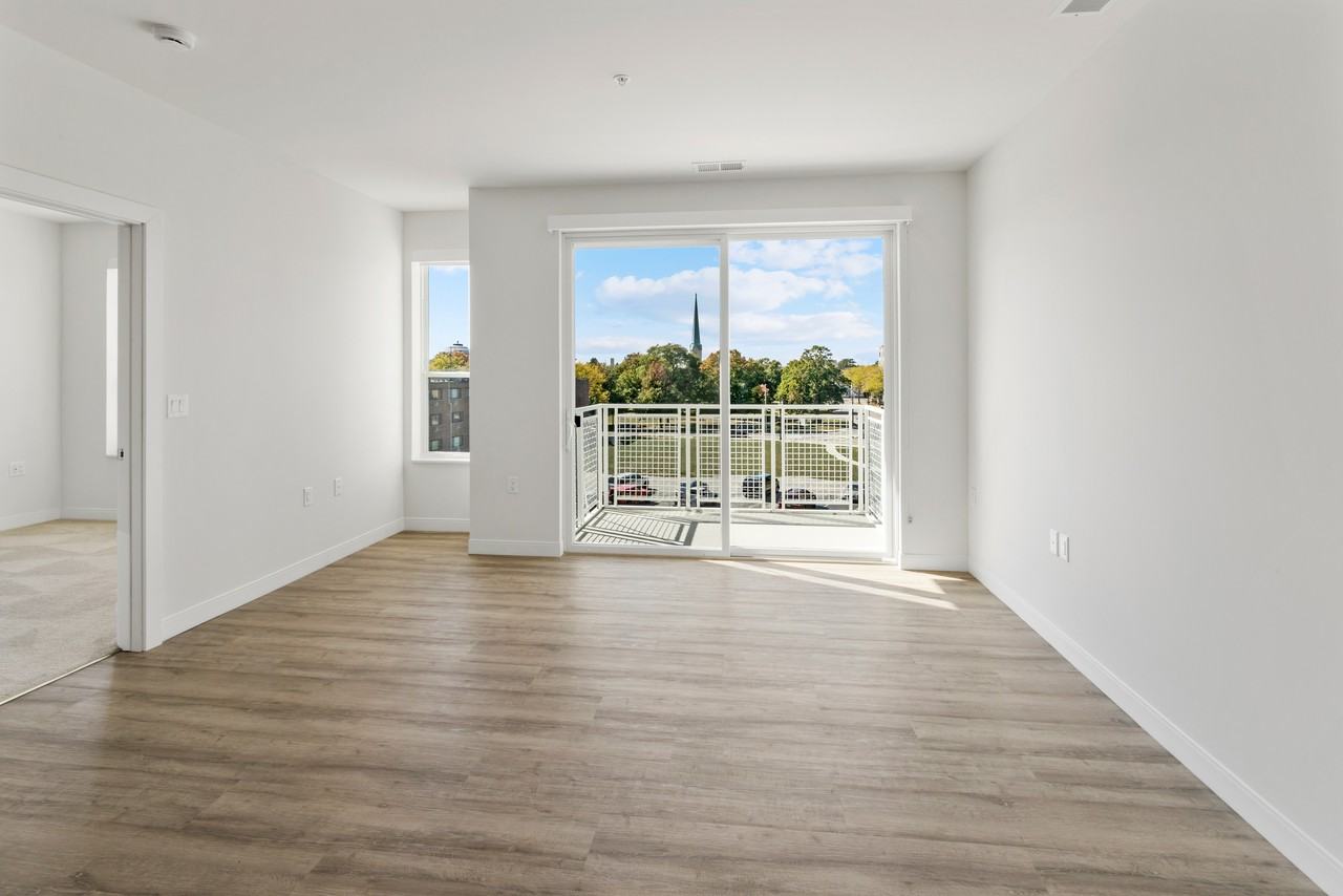 5945 6th Ave #403 - Photo 5 of 33