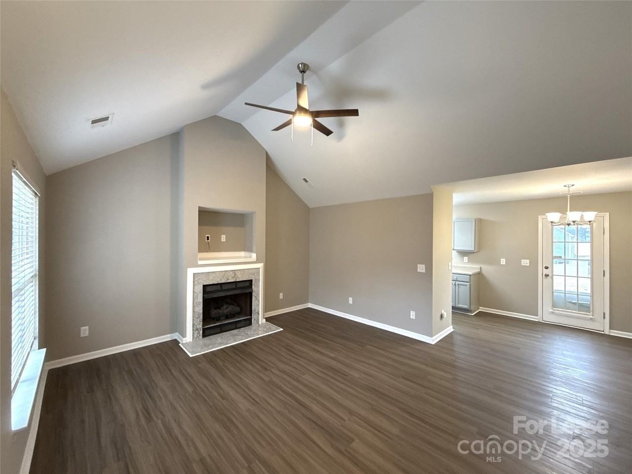 3631 Joel Turner Dr - Photo 2 of 15