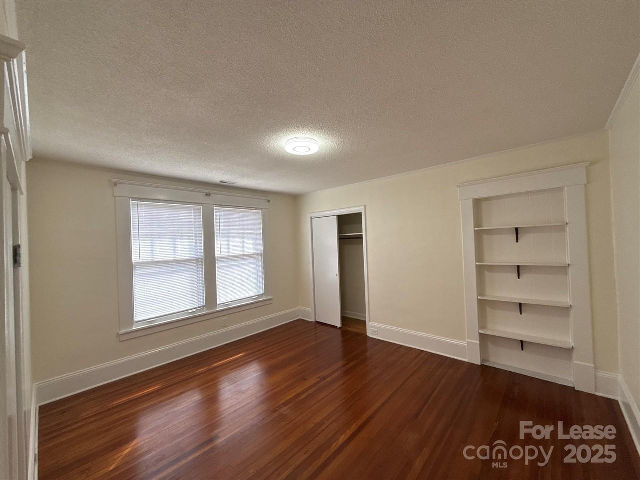 1516 Pleasant Plains Rd - Photo 7 of 12