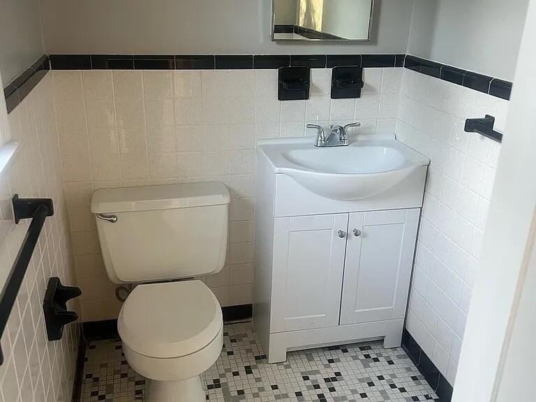 1321 Briarfield Ave - Photo 4 of 4