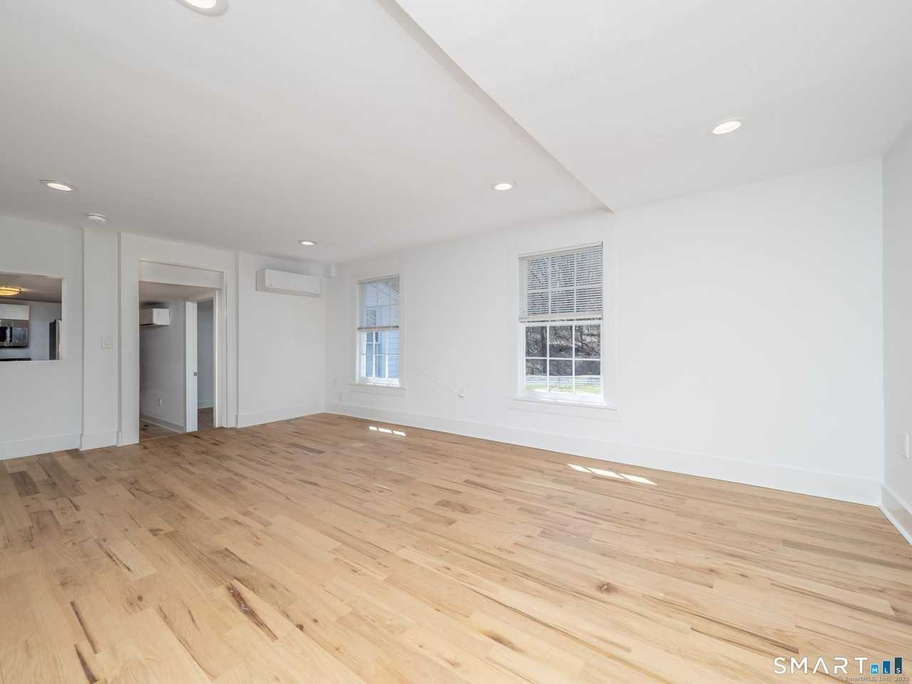 523 Danbury Rd #D - Photo 6 of 17