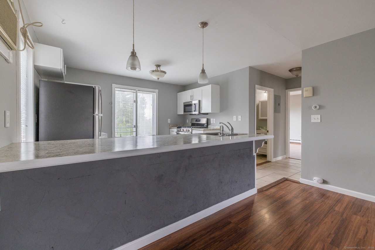 610 Tunxis Hill Rd #2 - Photo 6 of 20