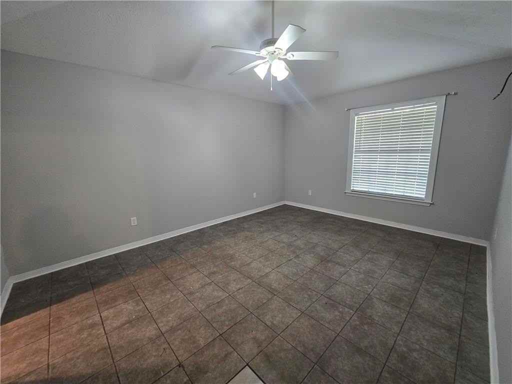 102 Everest Dr - Photo 6 of 23